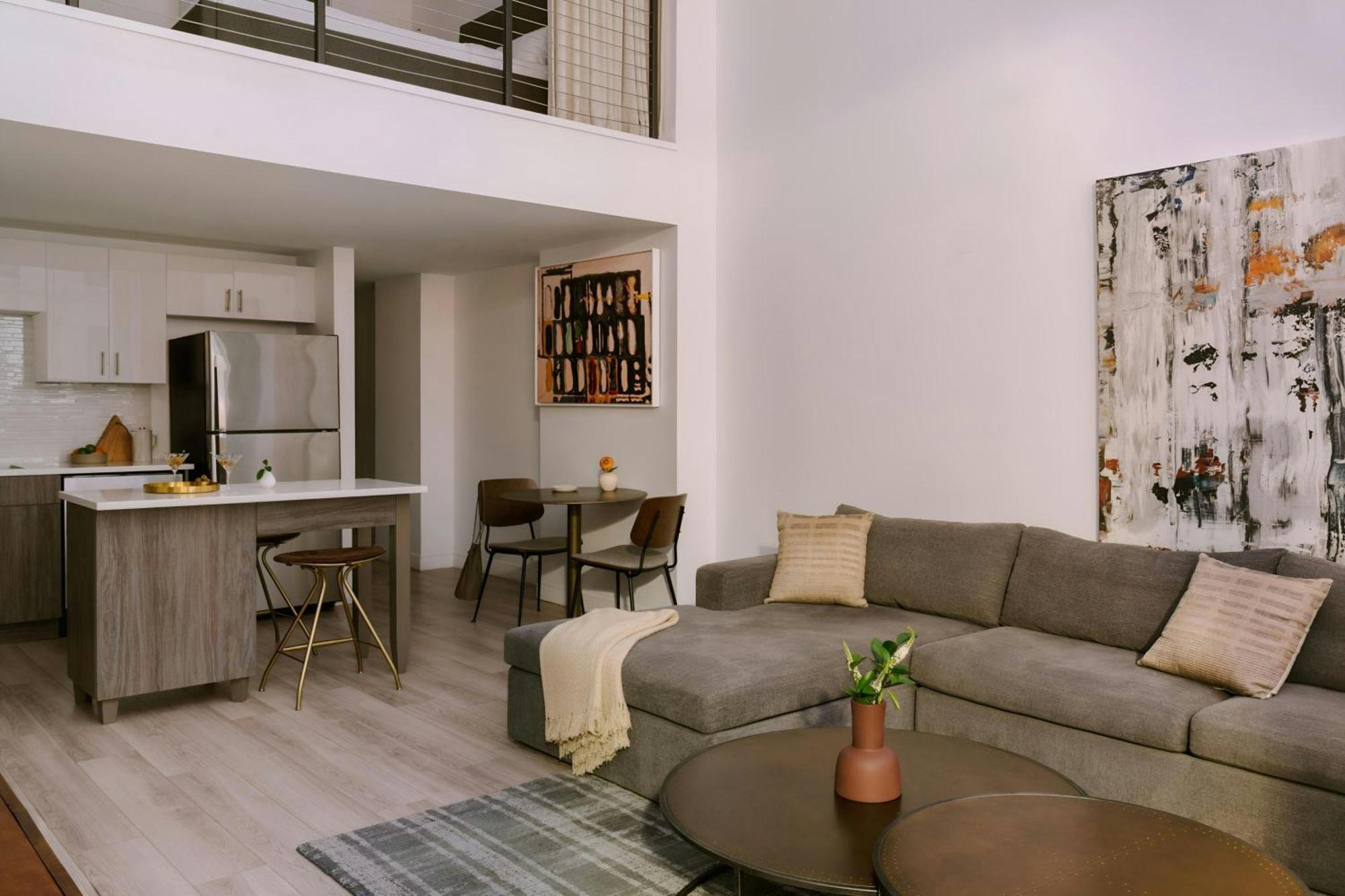 Sonder By Marriott Bonvoy The Witherspoon Center Aparthotel
